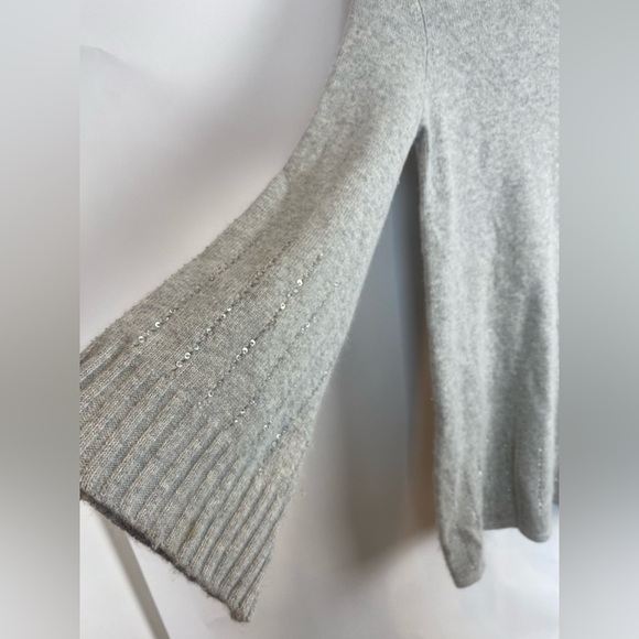 Alice + Olivia Angora Turtleneck Blend Bell sleeve Short Sweater Dress X-Small - Picture 3 of 12